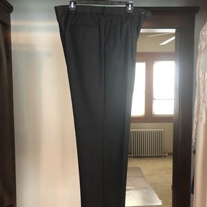 Club Room Easy Traveler mens dress pants. Great condition.